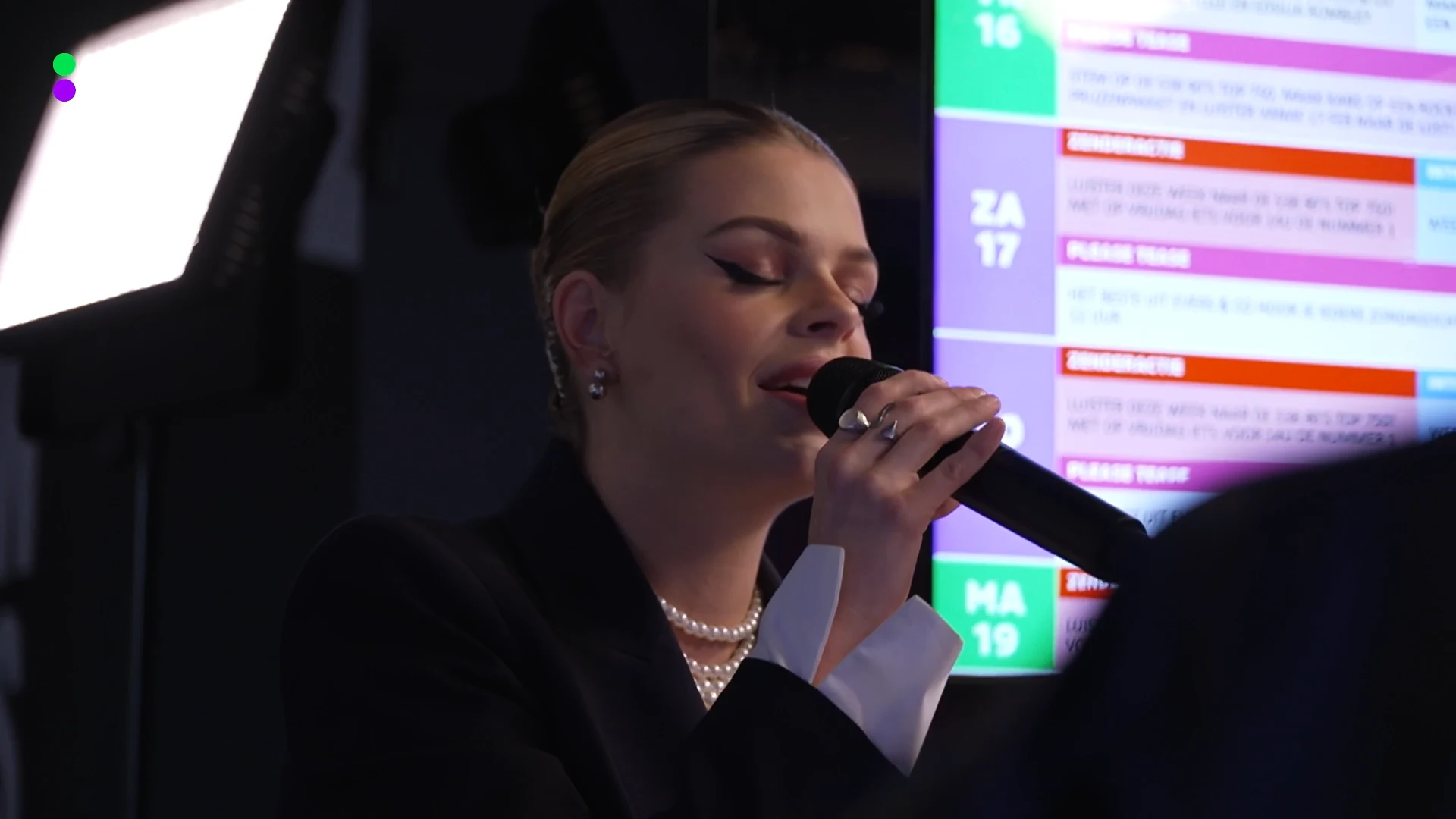 Davina Michelle - Stick Season (cover)