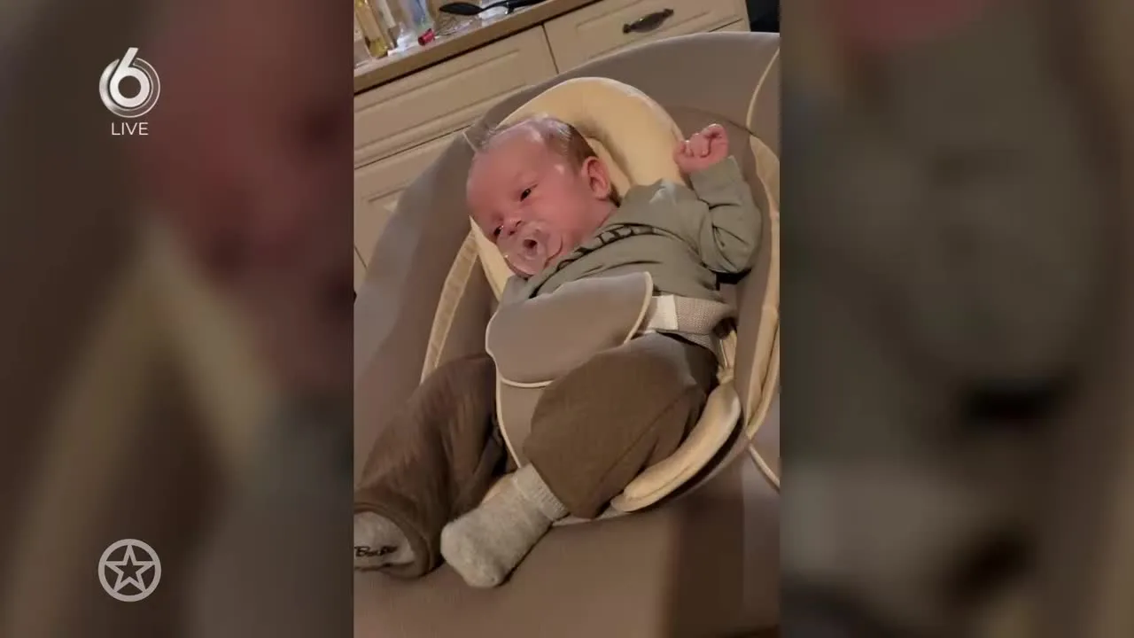 Shownieuws tafel over de bevalling van Mathilda uit Urk!