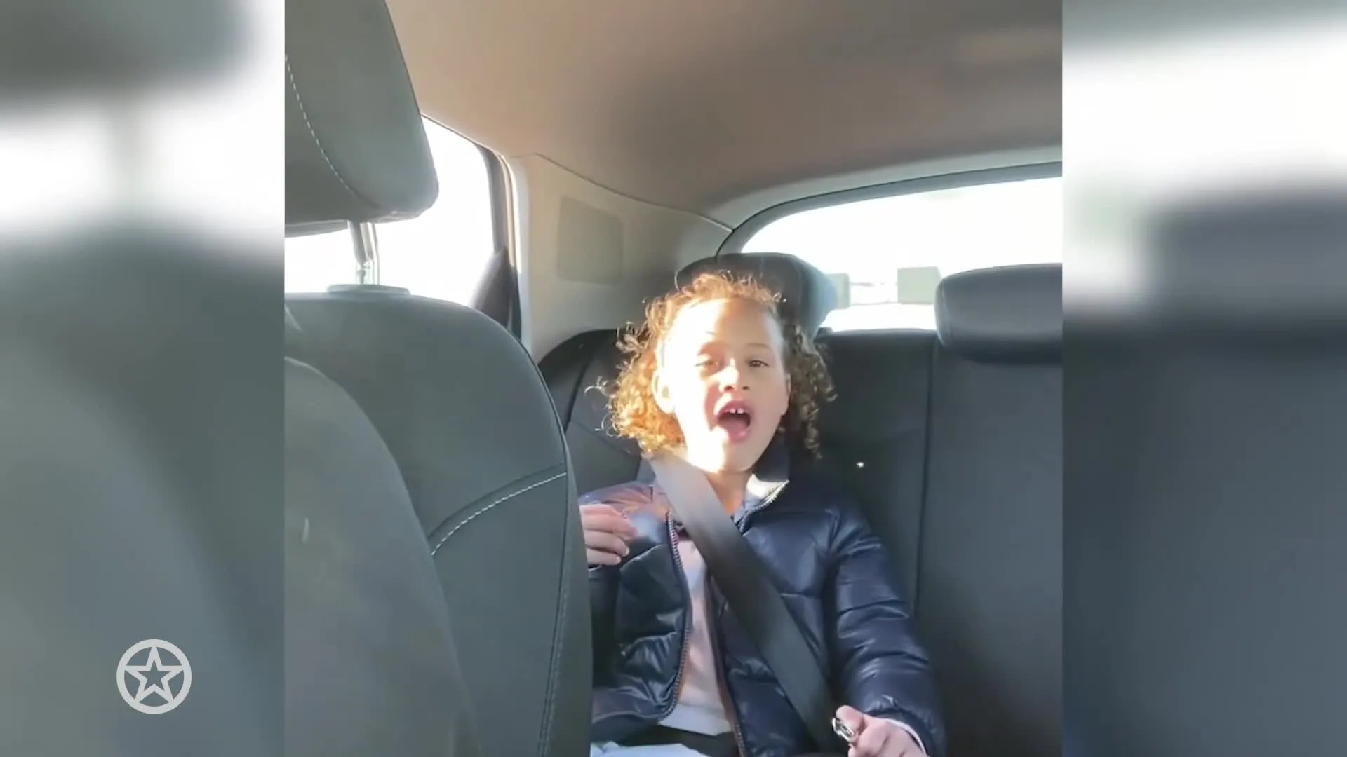 Dochter Anouk zingt Happy Birthday