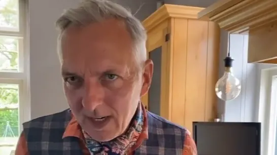 OEPS: Martien Meiland blundert in de keuken