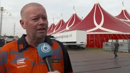 Raymond van Barneveld heeft ontroerend mooie plannen