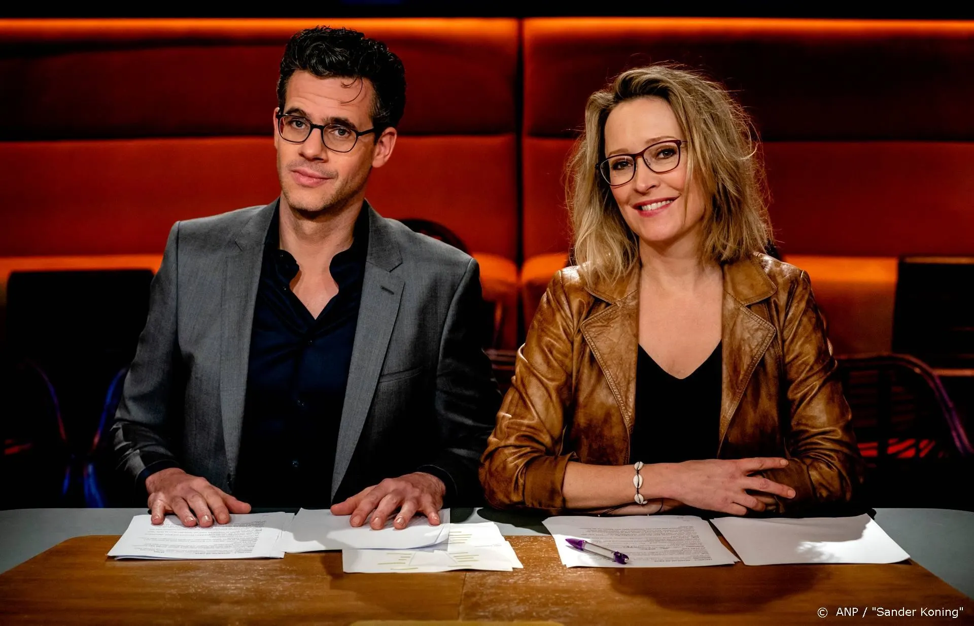 Jinek voor het eerst op maandag boven Op1