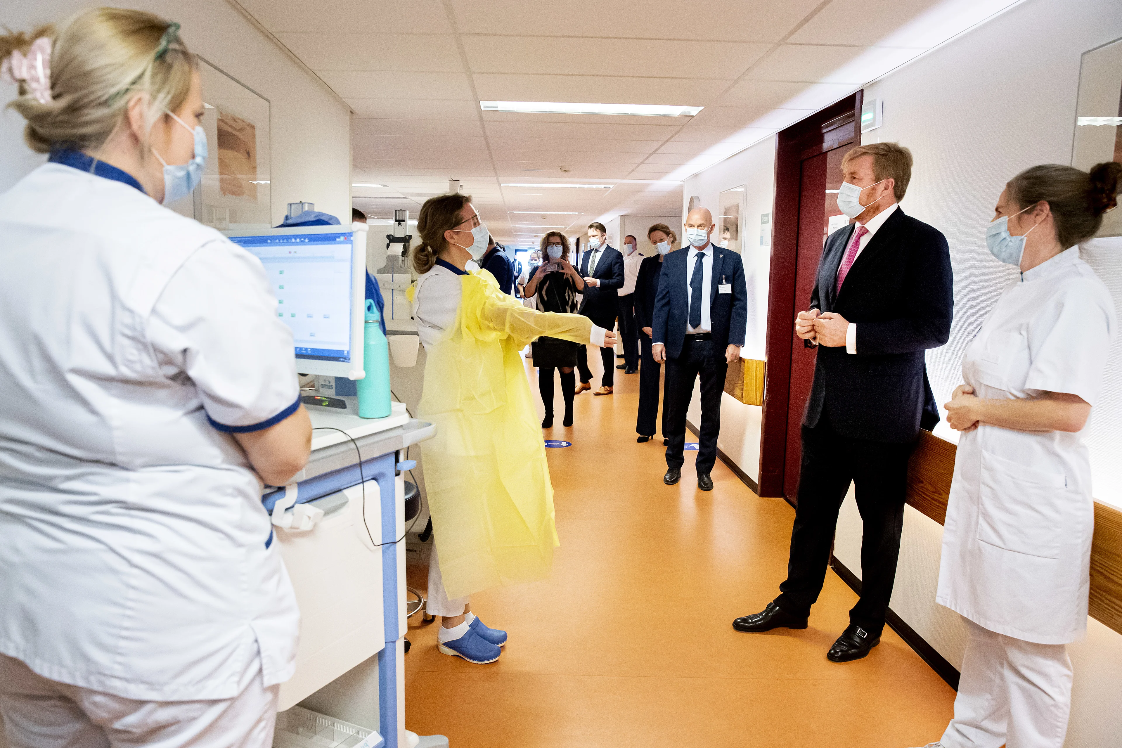 Koning krijgt alarmerende boodschap