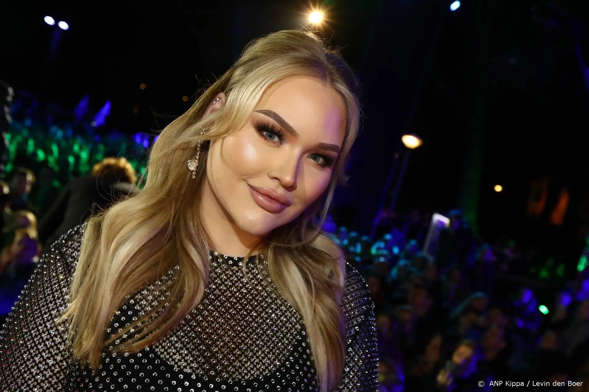 NikkieTutorials vol emotie na zitting overval