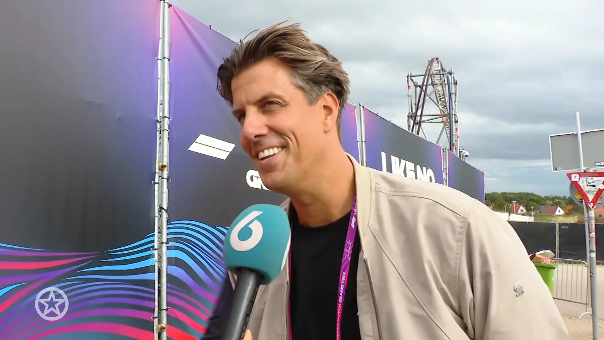 Rob Kemps blikt terug op sprookjesbruiloft: 'Dan pink je wel een traantje weg'