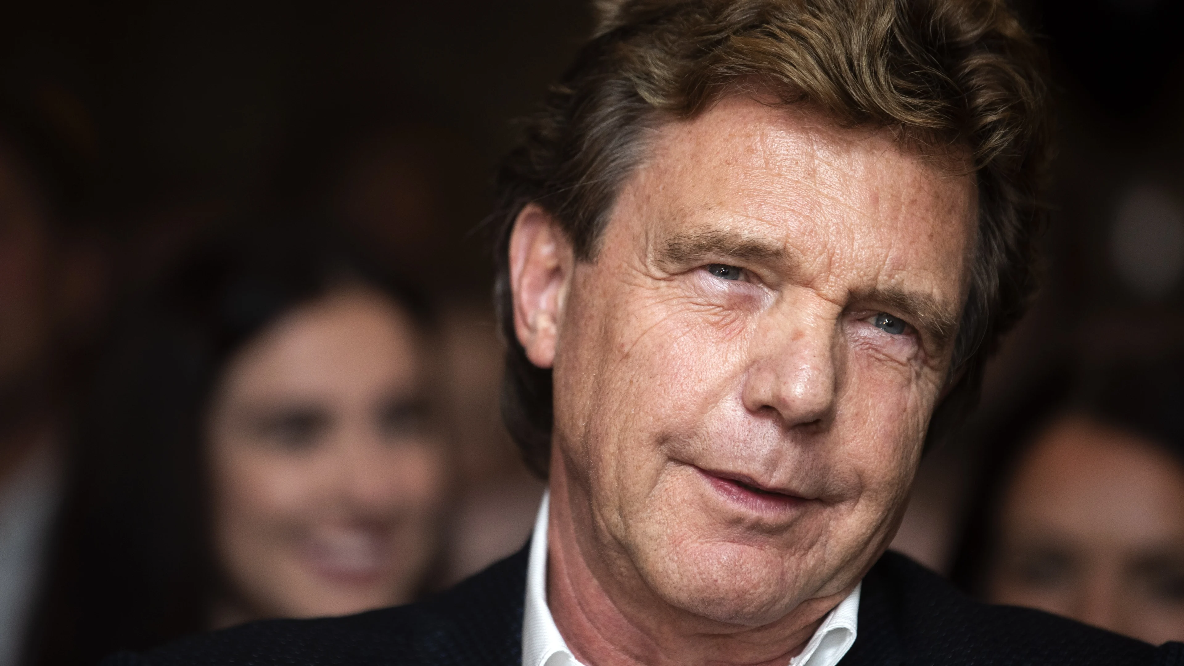 ZIEN: Zo zag John de Mol er vroeger uit