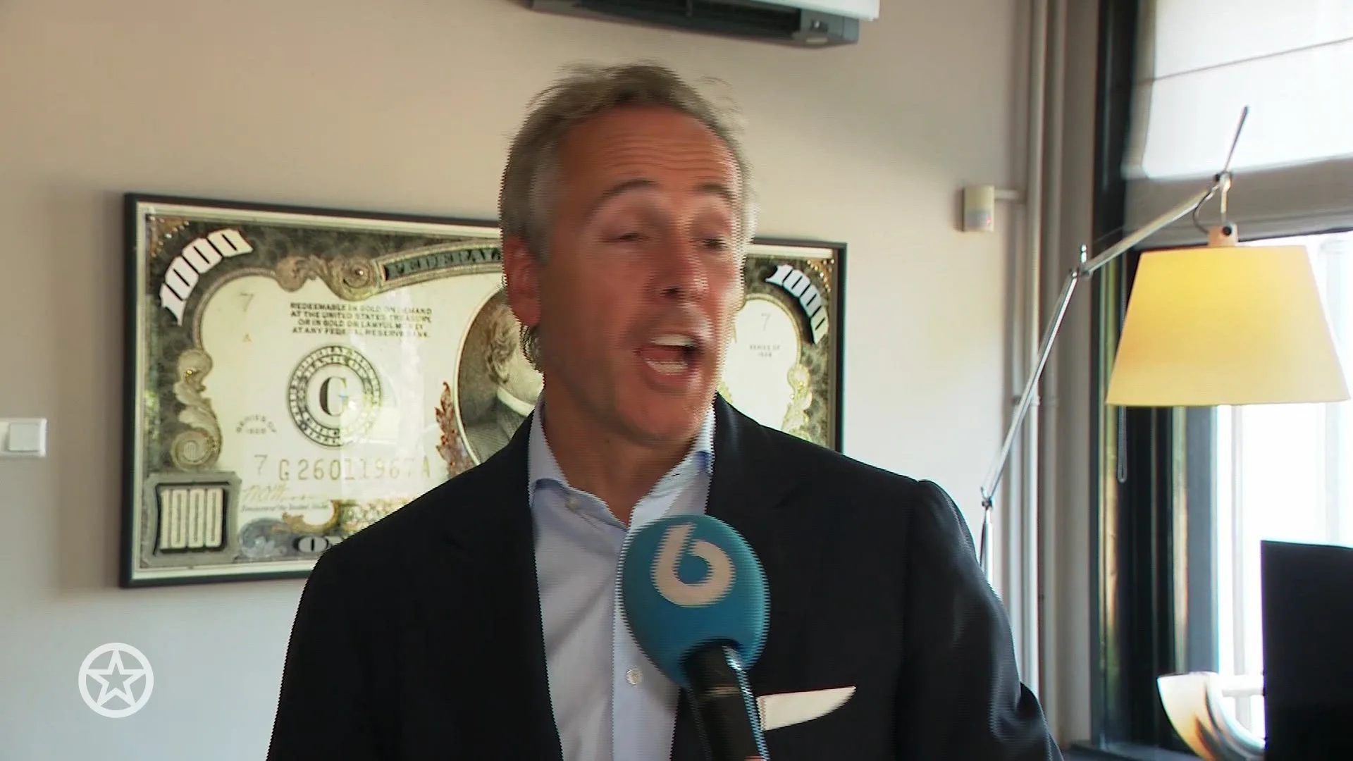 Arjen Lubach verkoopt zijn villa