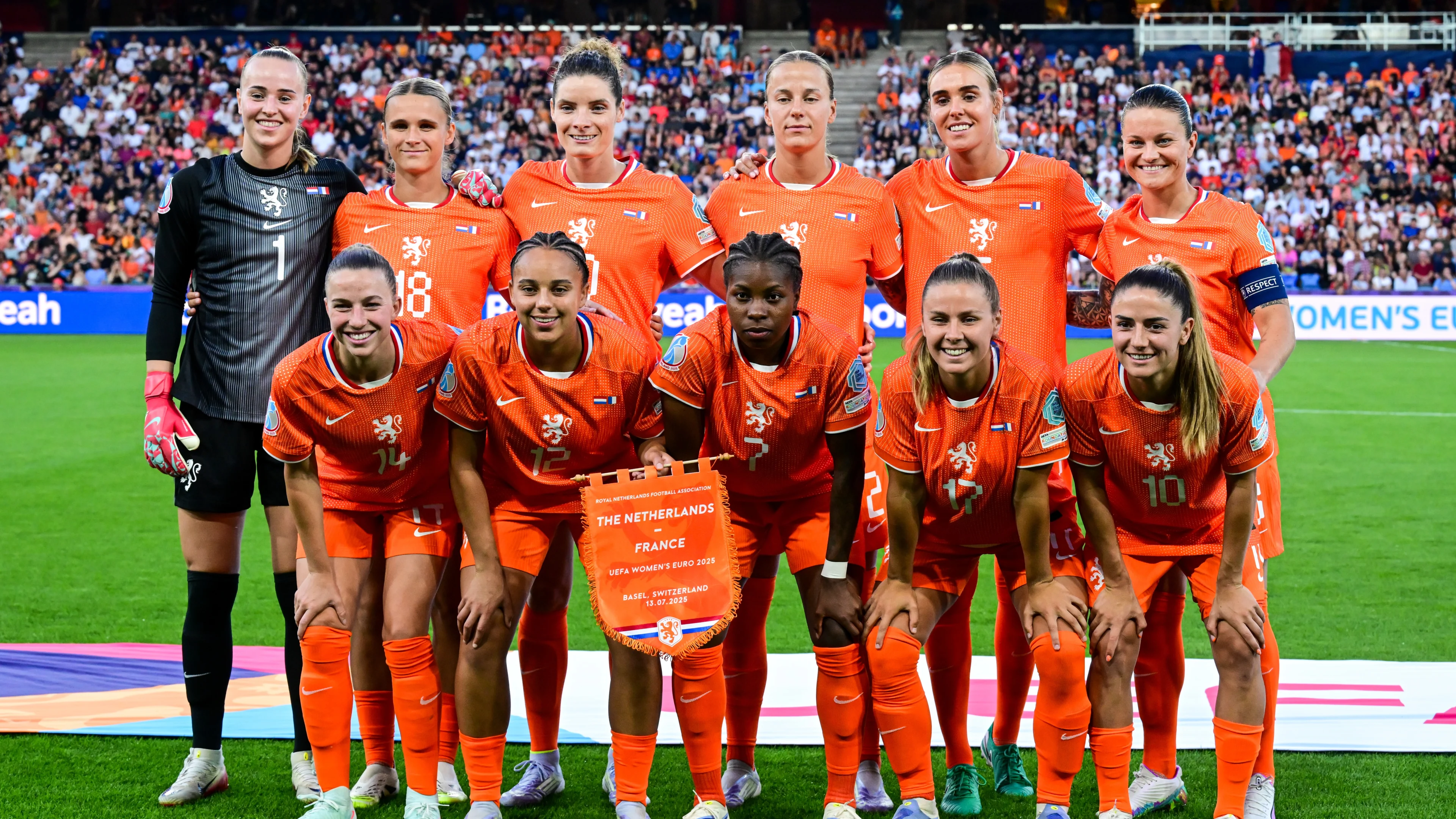 Oranje Leeuwin neemt heftig besluit na 'veel gesprekken'