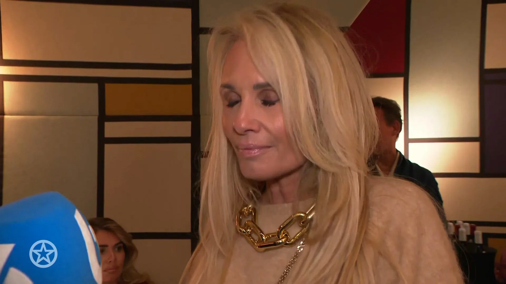 Leontine Ruiters reageert op terugkomst tegel van Marco in Gelredome