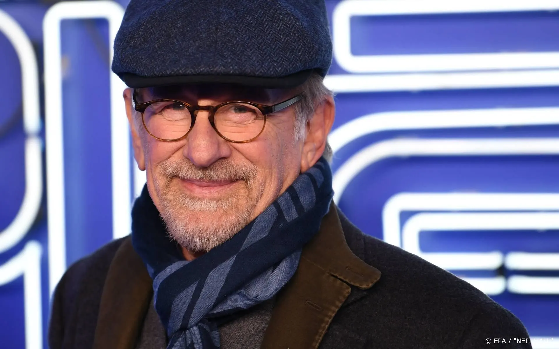 Steven Spielberg trakteert ziekenhuispersoneel op maaltijd