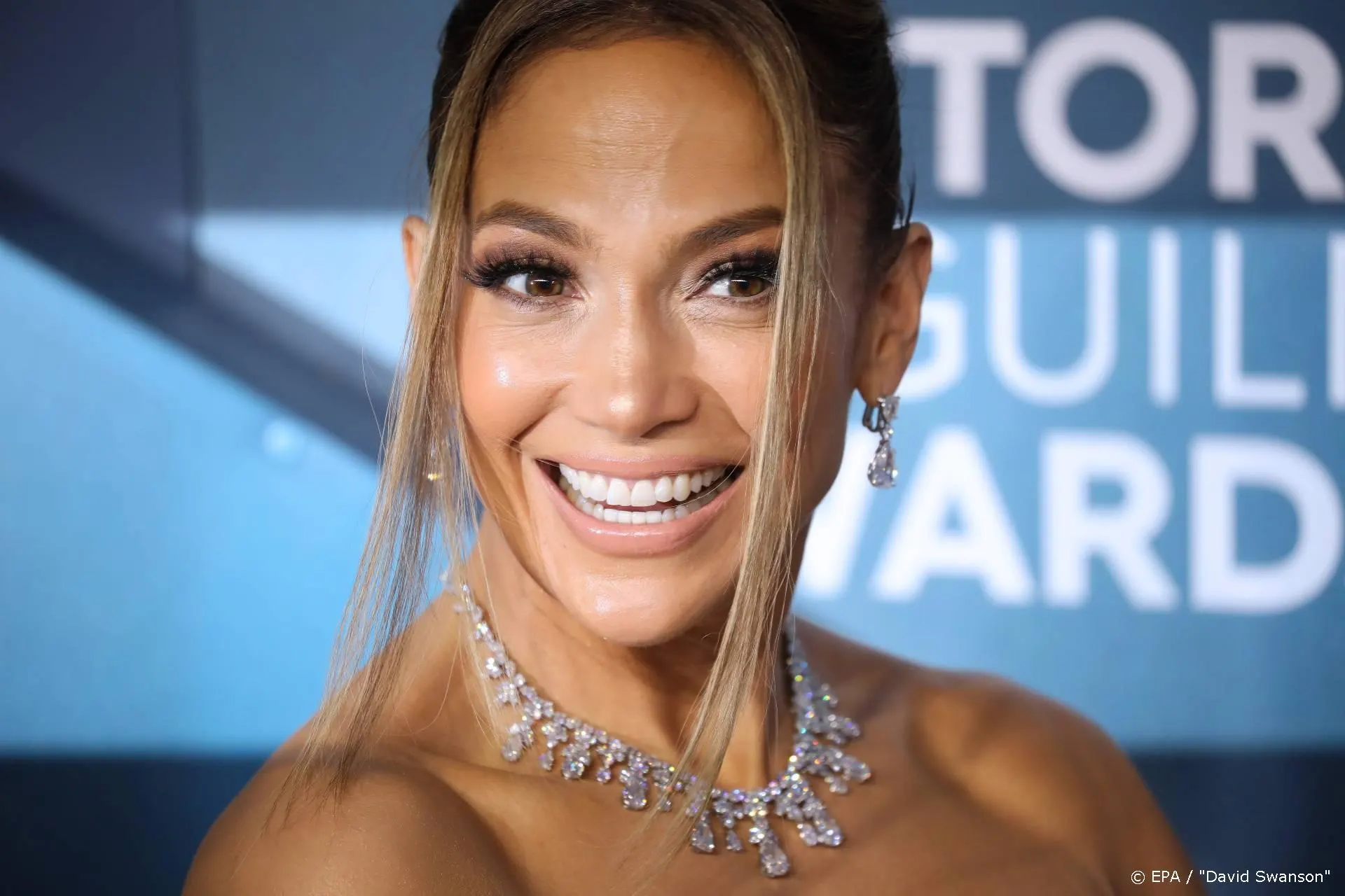 J.Lo droeg 9 miljoen aan juwelen naar SAG Awards