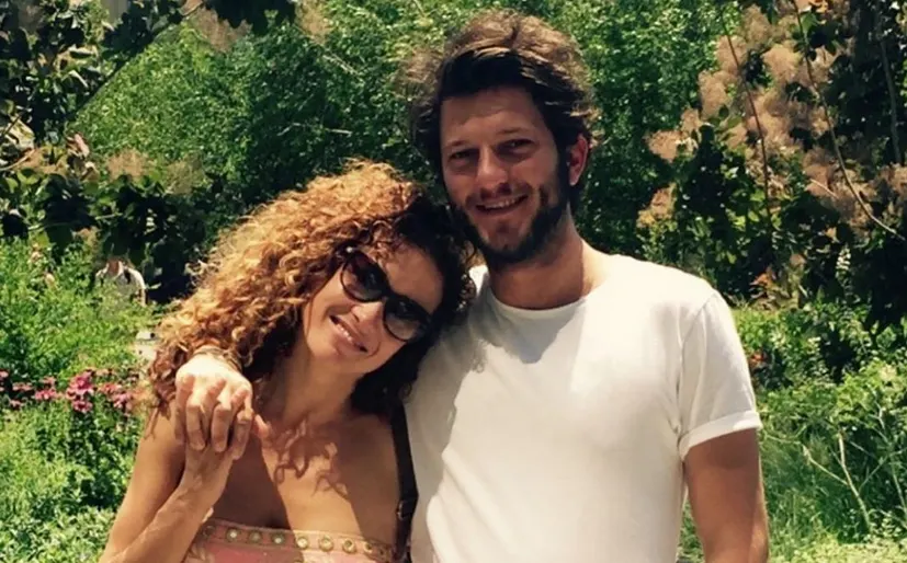 Katja Schuurman woest na 'heftige seksdetails' KLM-vlucht!