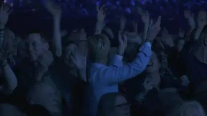 Ellie Lust gaat los op ABBA in Ahoy!