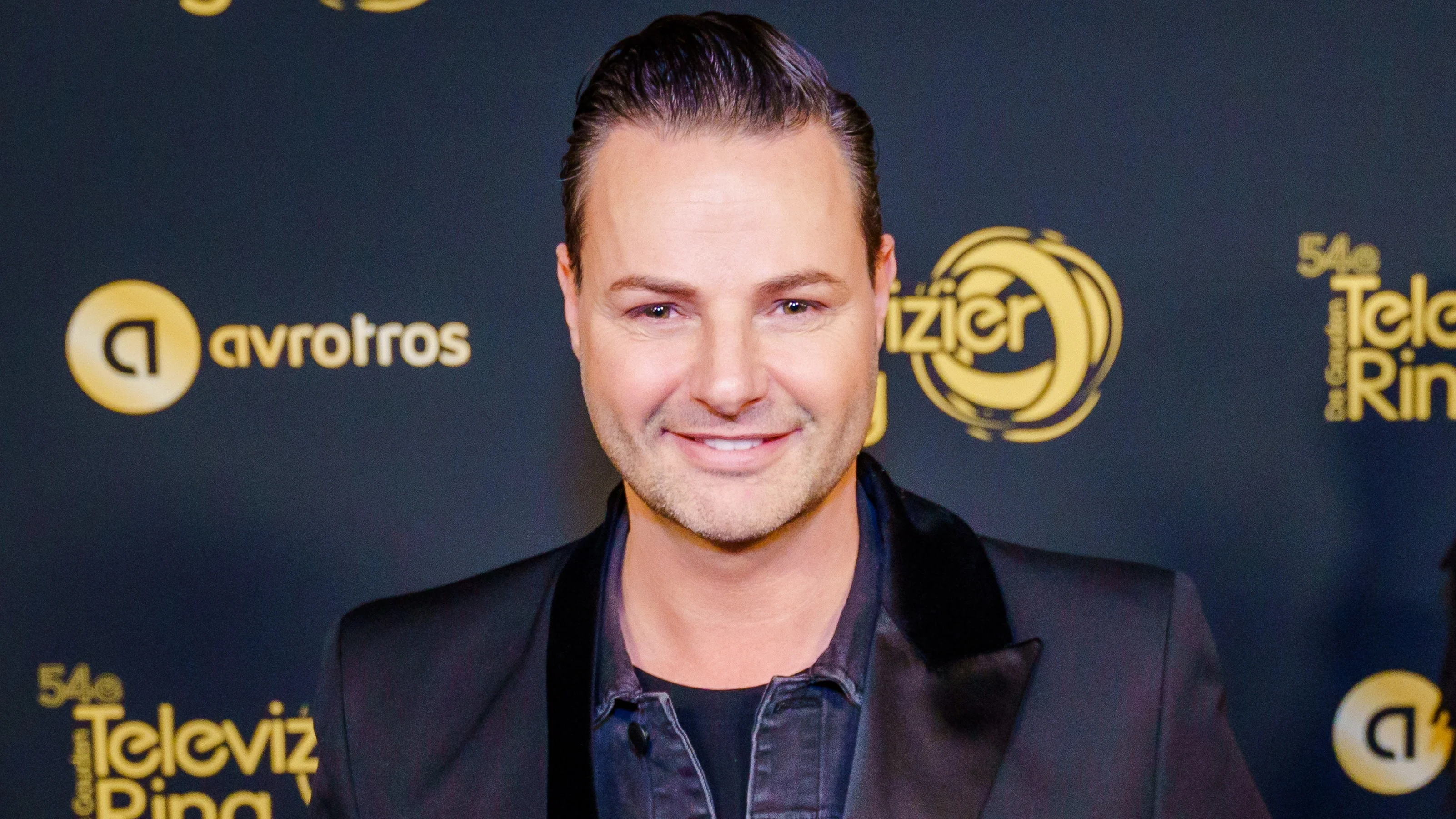 Grootse bekendmaking over Fred van Leer