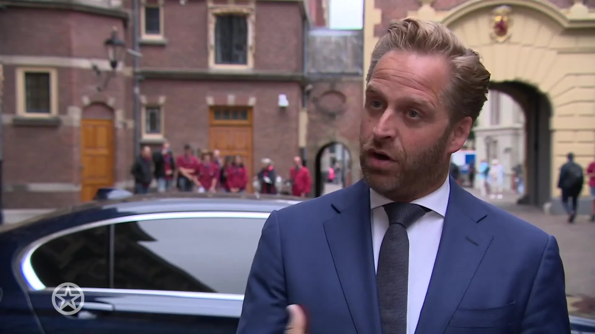 Hugo de Jonge deelt heftig nieuws: 'Vluchten'