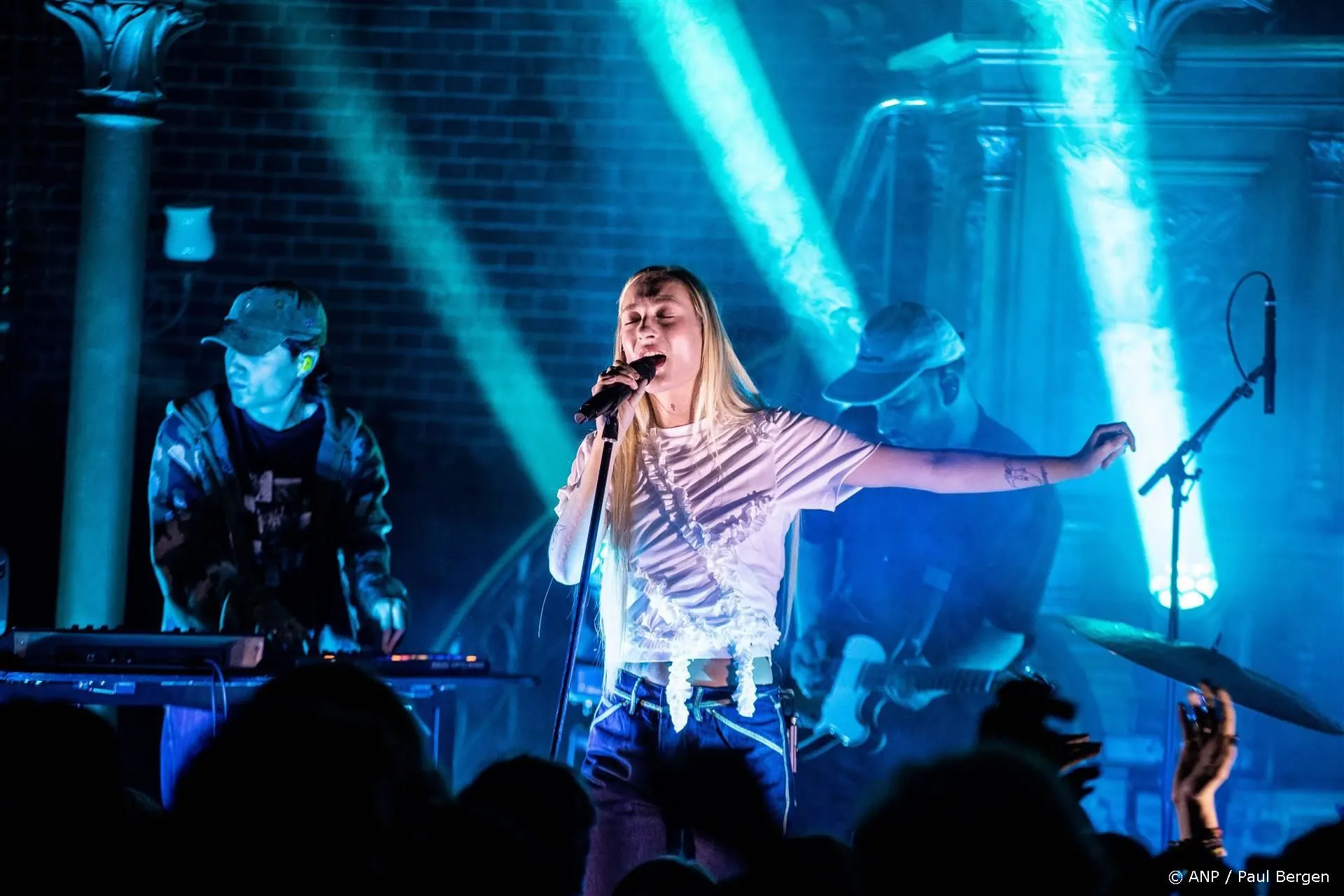 S10 kondigt groot nieuws aan