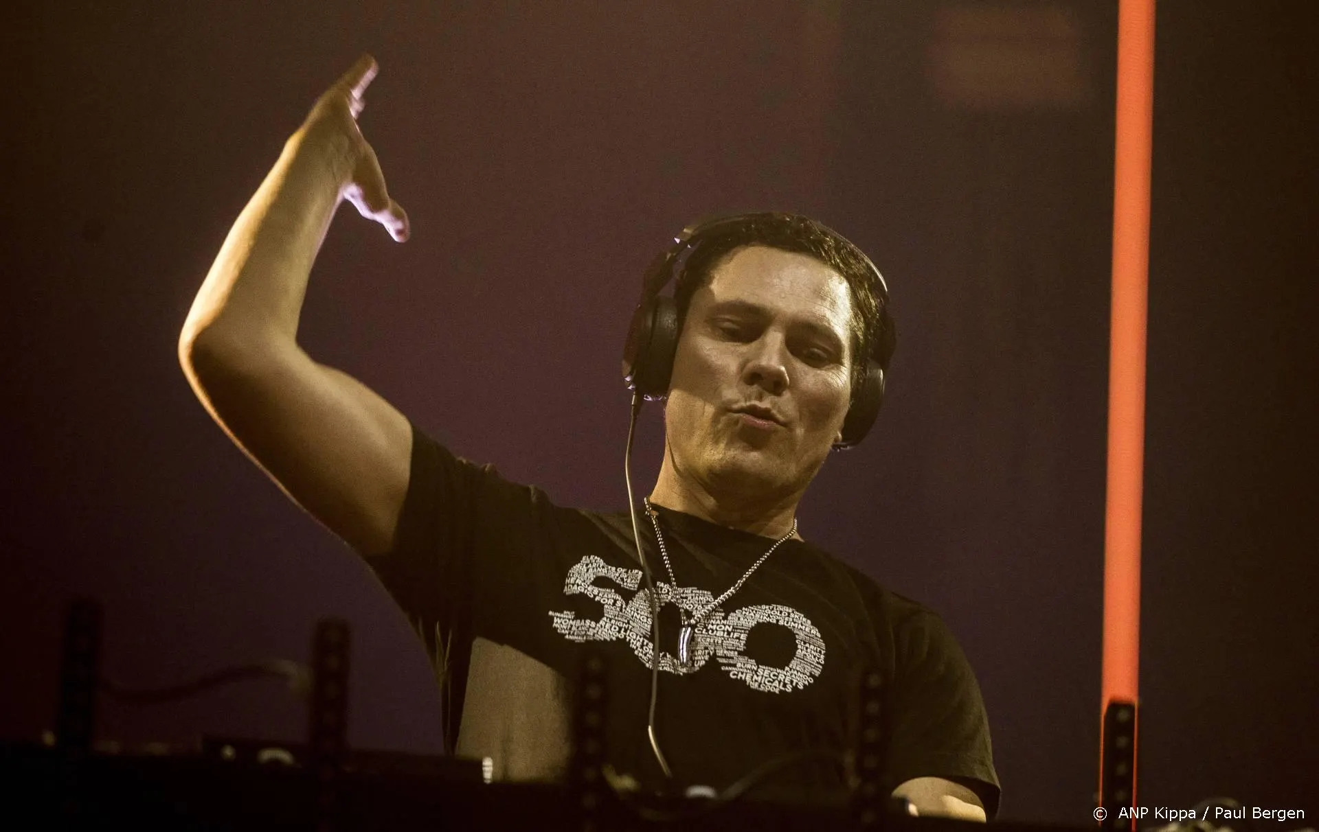 Tiësto grijpt naast American Music Award