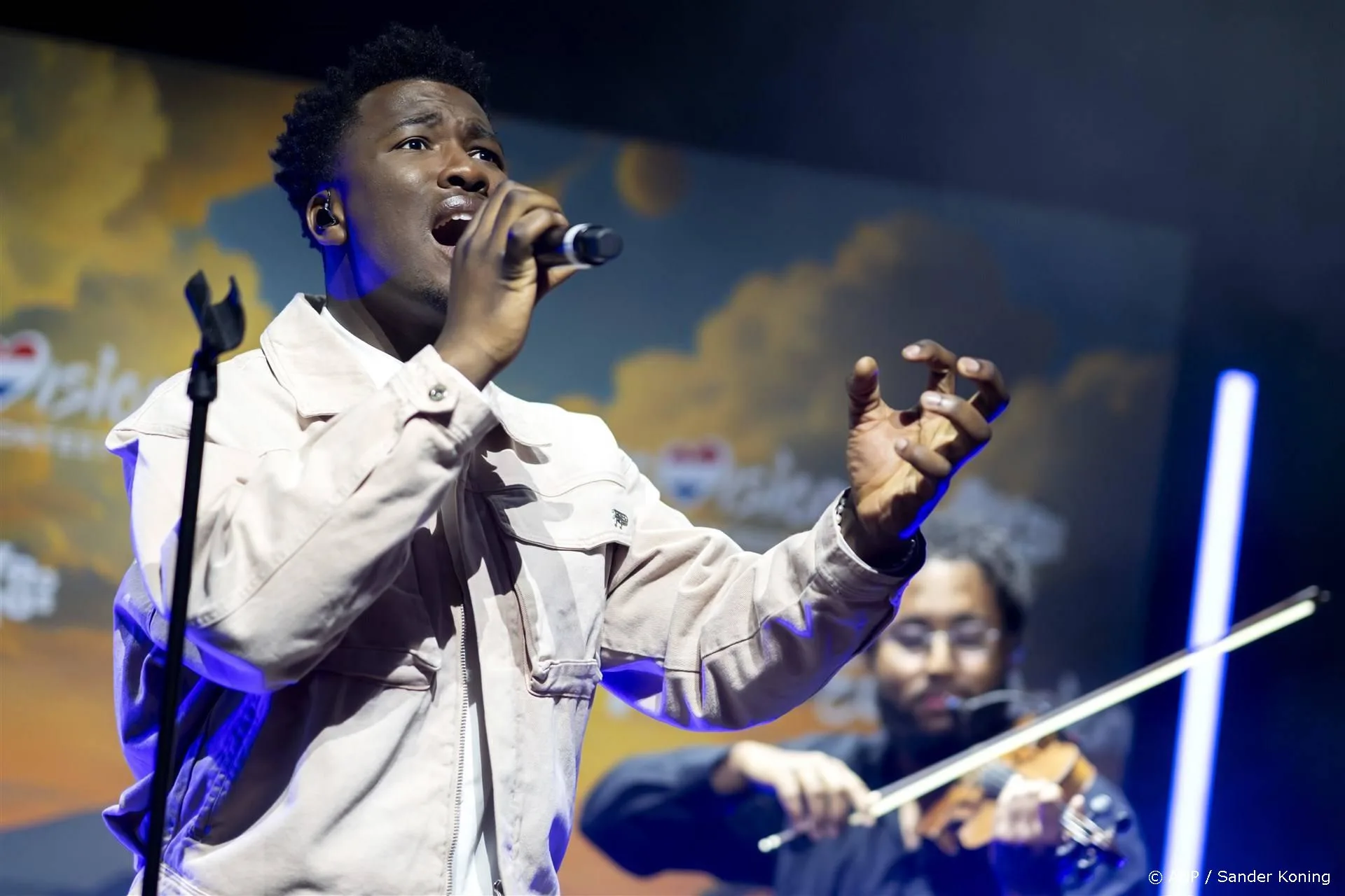 Eerste repetitie Claude in openbaar: 'Even wankel'