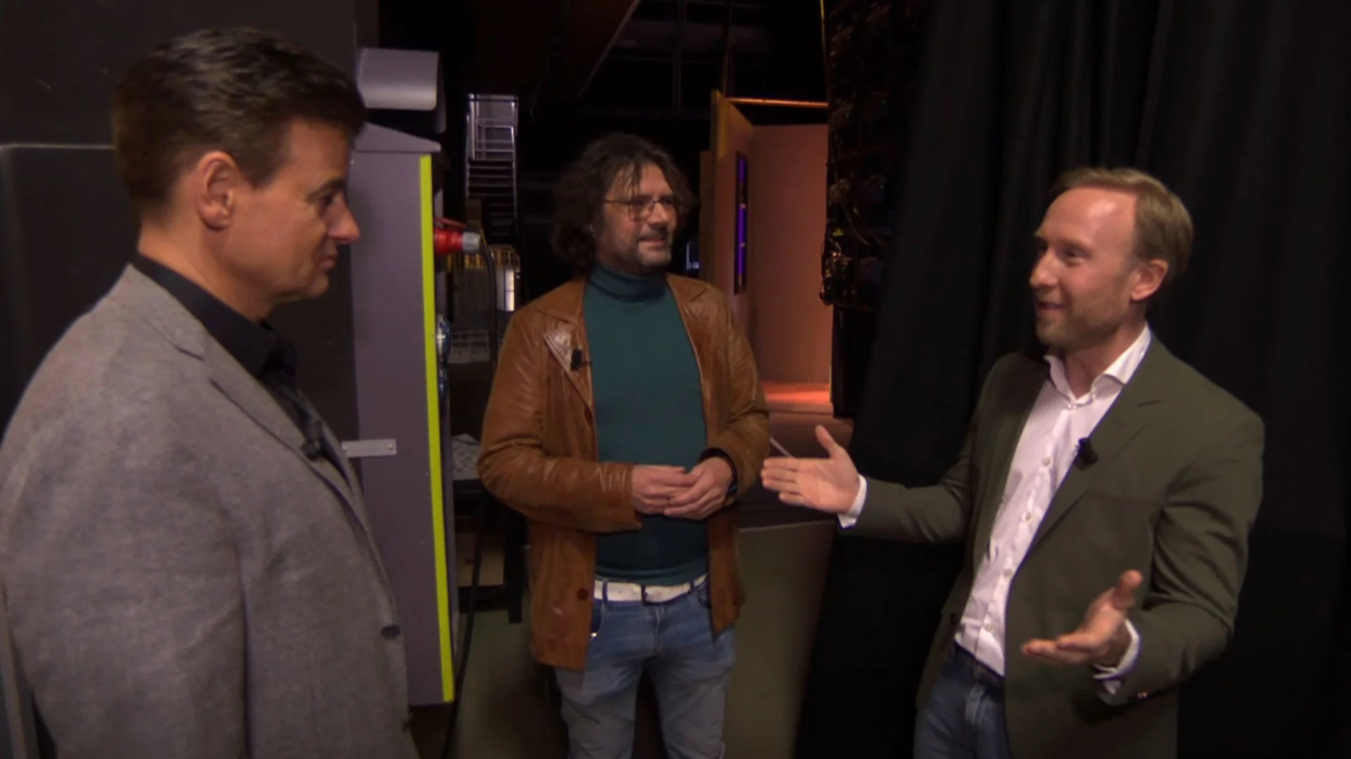 Moeder Raymond Mens is boos op haar zoon na uitspraak bij De Oranjezondag: 'Dat vond ze niet leuk'