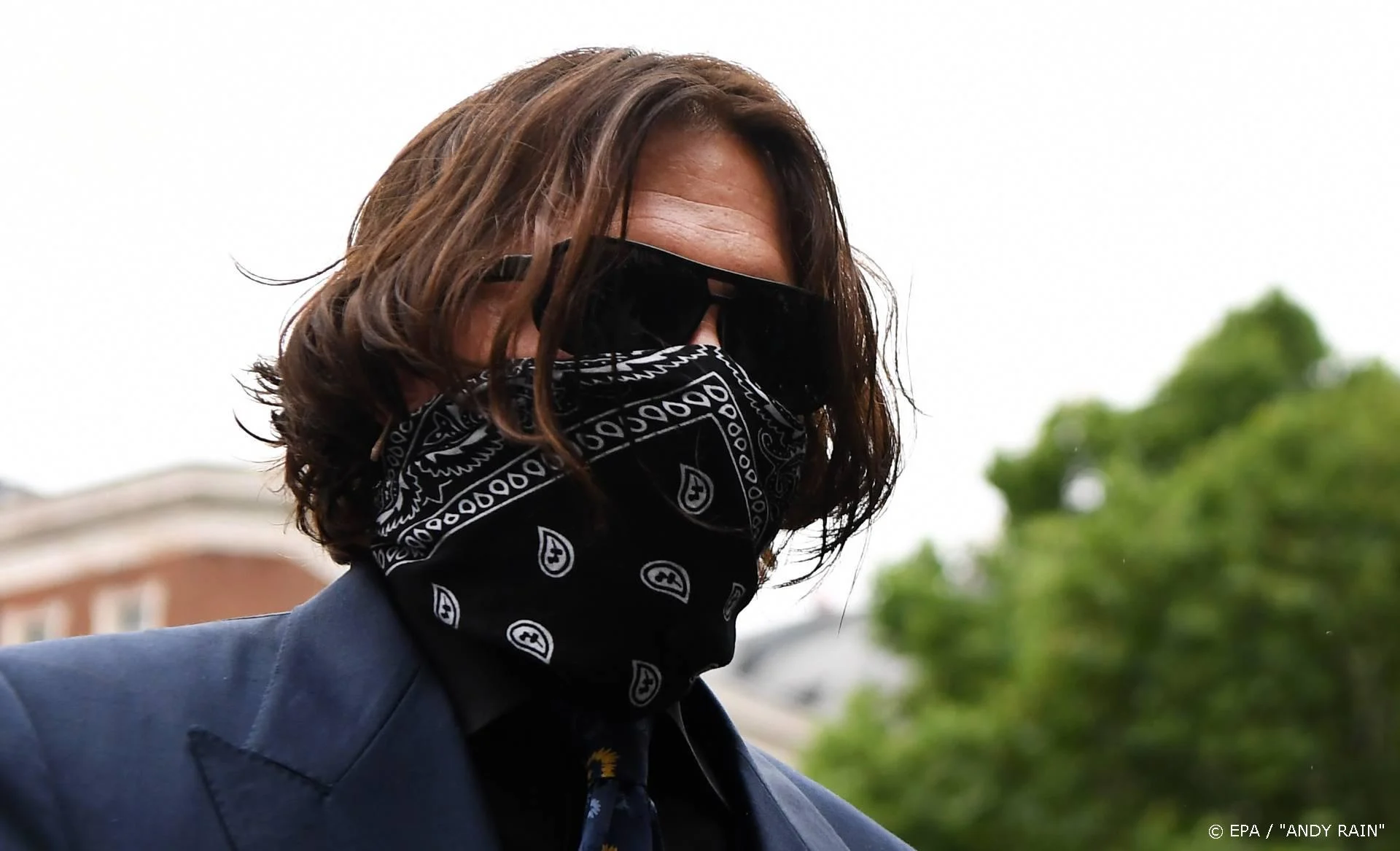 Johnny Depp besmeurde spiegel met eigen bloed van vingertopje