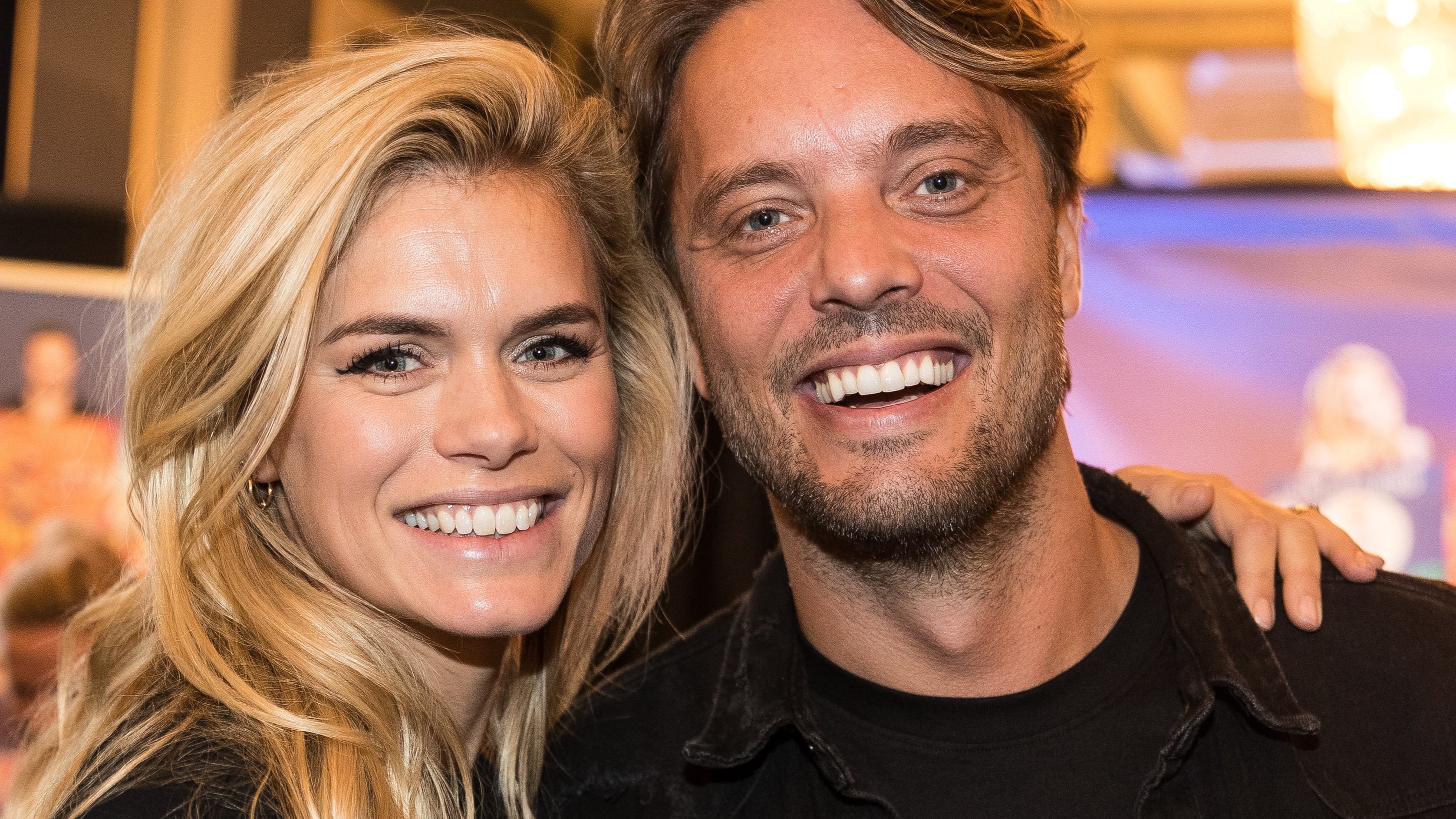 Bas Smit laat Nicolette van Dam schrikken