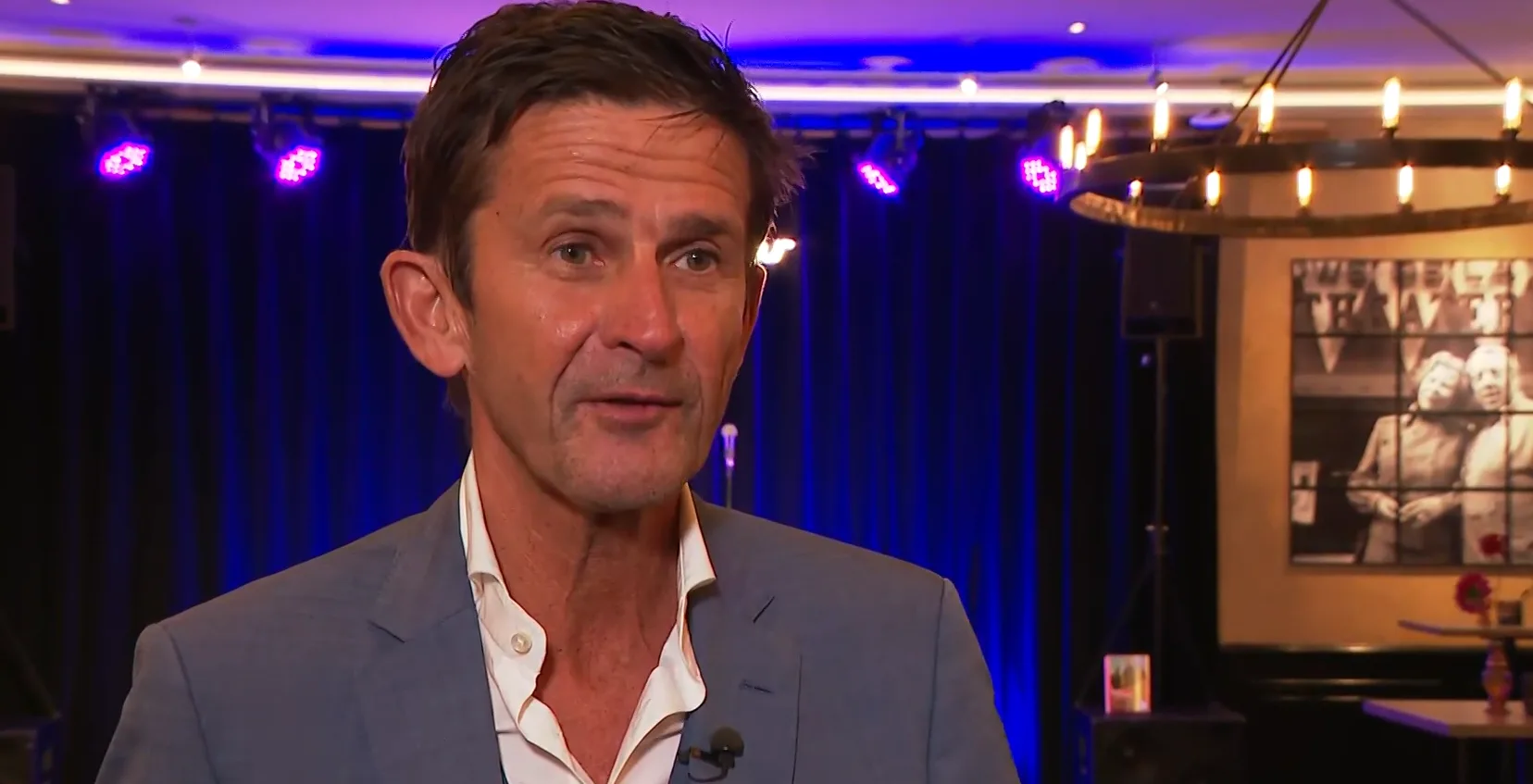 Cornald Maas klapt uit de school over aanmeldingen Songfestival