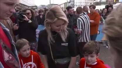 Roze loper afgeladen met YouTubers bij de VEED awards