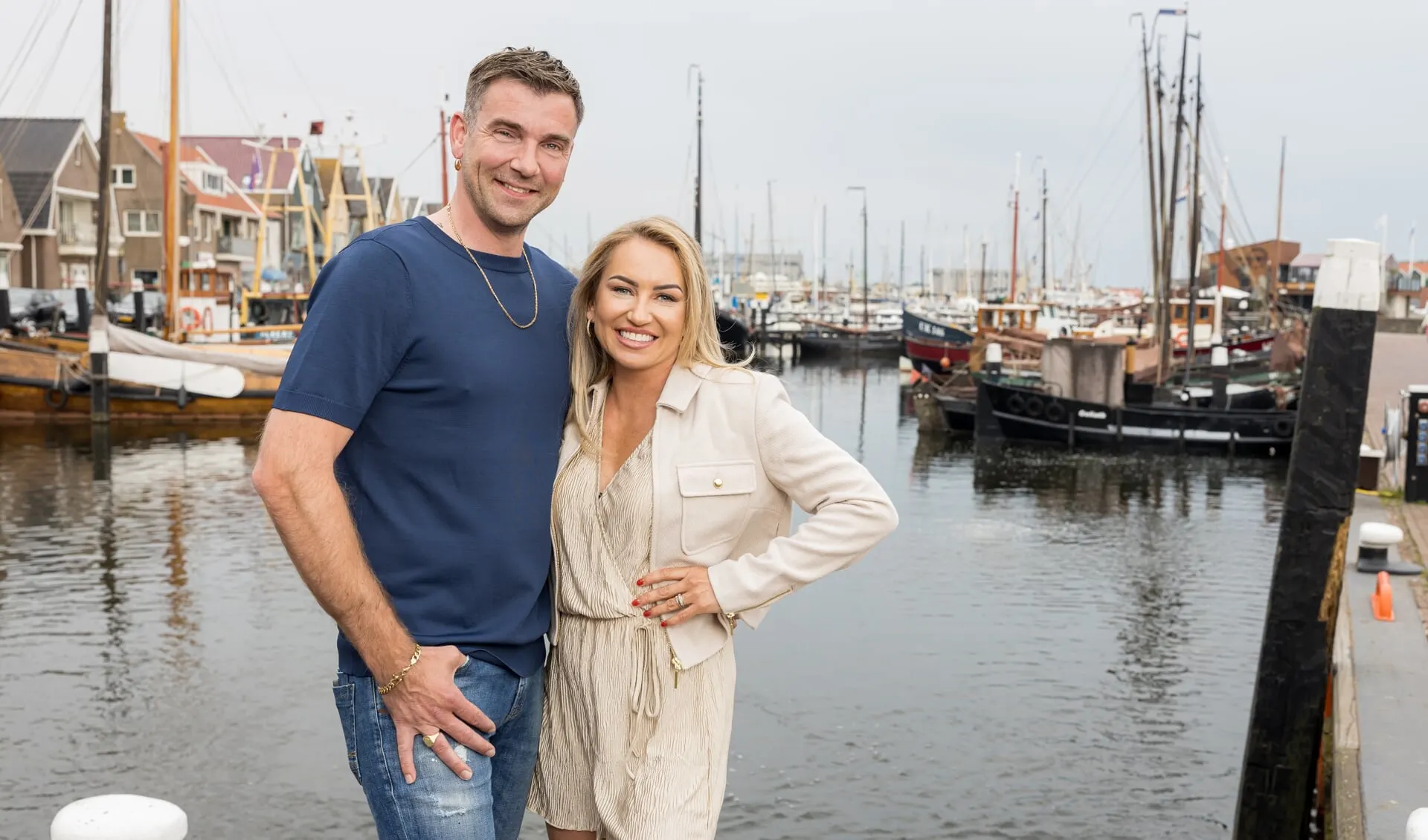 Jacomien geconfronteerd: 'Lees echt gekke dingen over Urk'