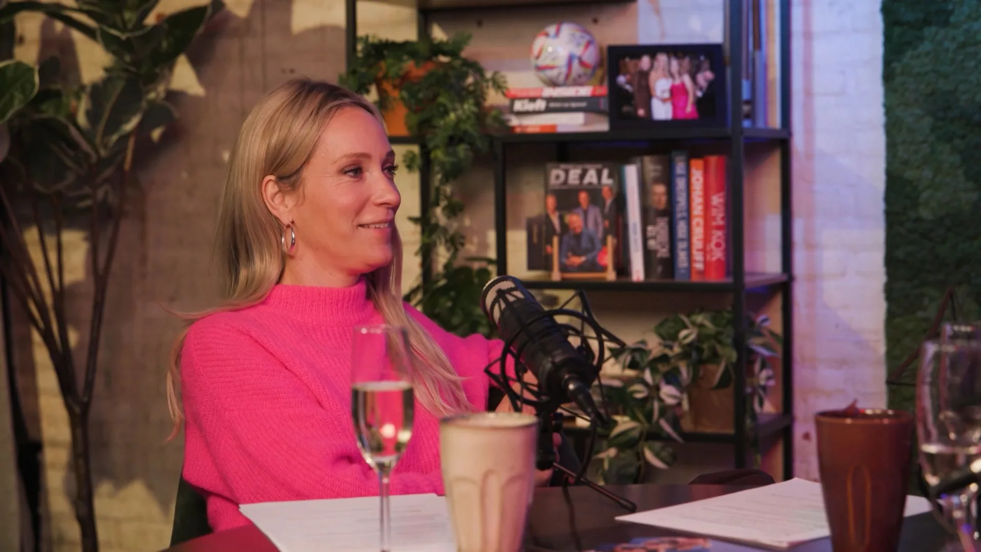 Hélène Hendriks op date gevraagd door voormalig Ajax-ster