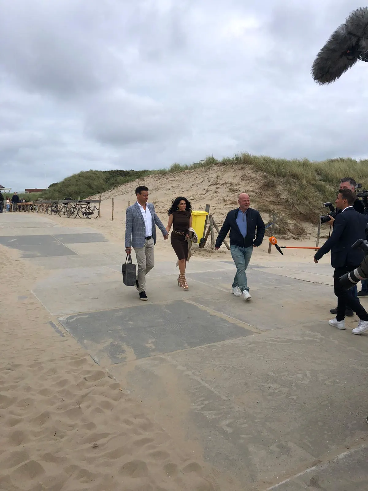 VI-mannen beiden tóch aanwezig op bruiloft René van der Gijp