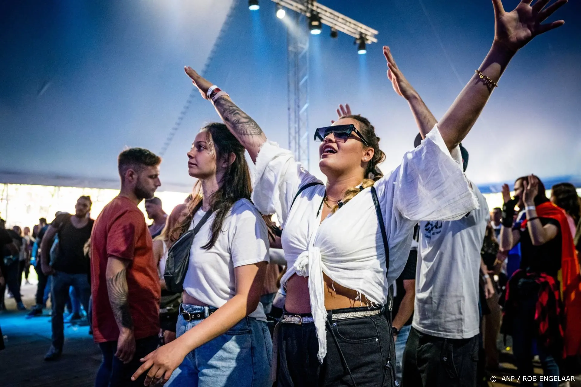 Coronaregels voor evenementen minder streng dan OMT adviseerde