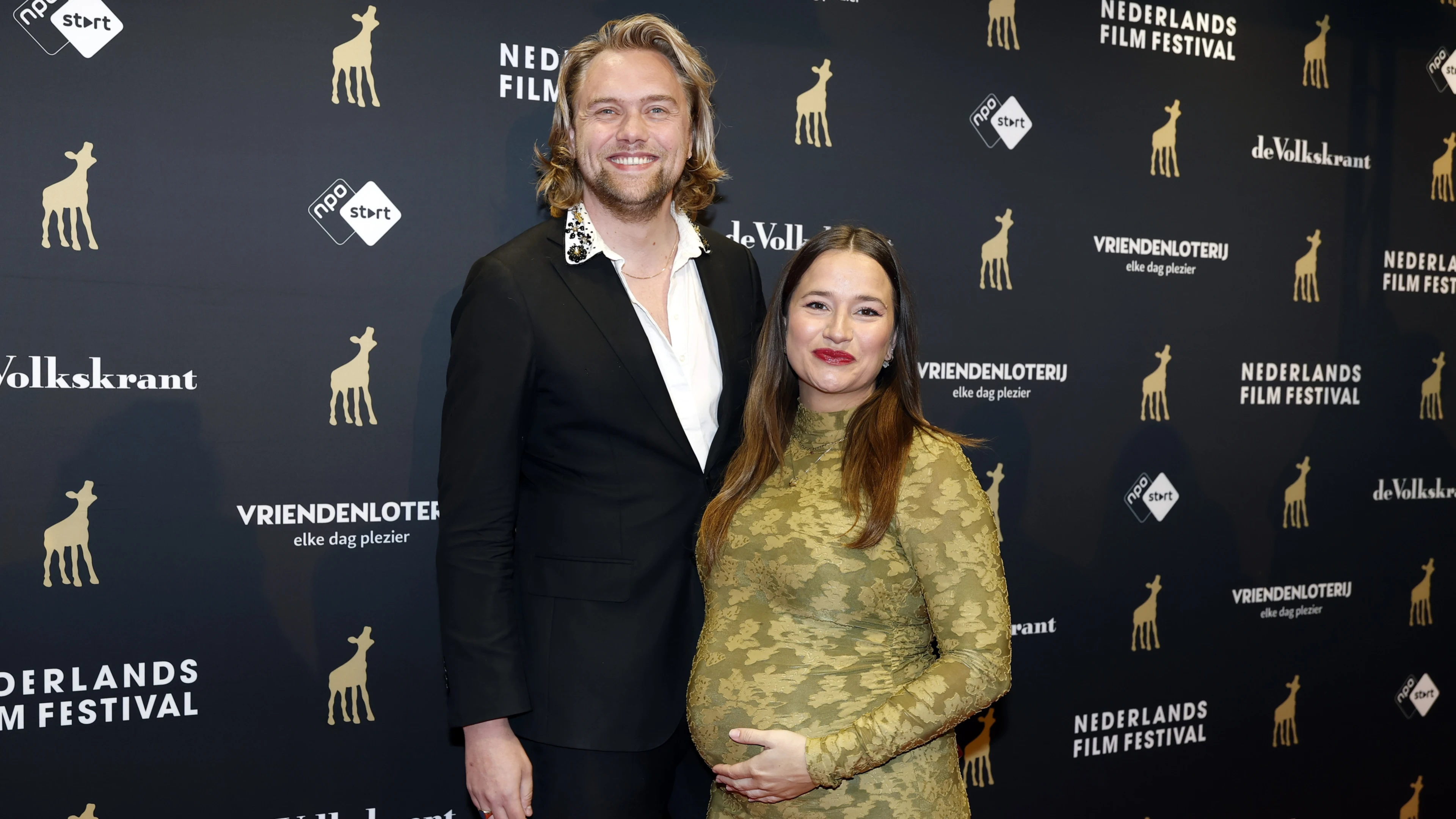 Babynieuws: zó heet de pasgeboren baby van Barbara Sloesen | Shownieuws