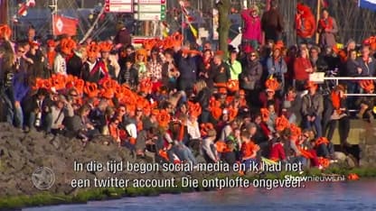 John Ewbanks Koningslied-zin in Van Dale