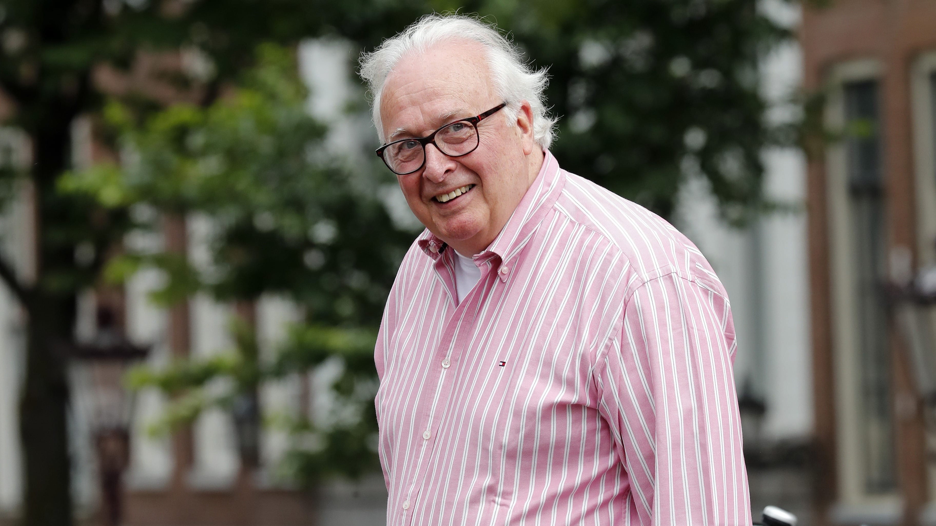 Felle kritiek op Mart Smeets na nieuwe ontkenning grensoverschrijdend gedrag