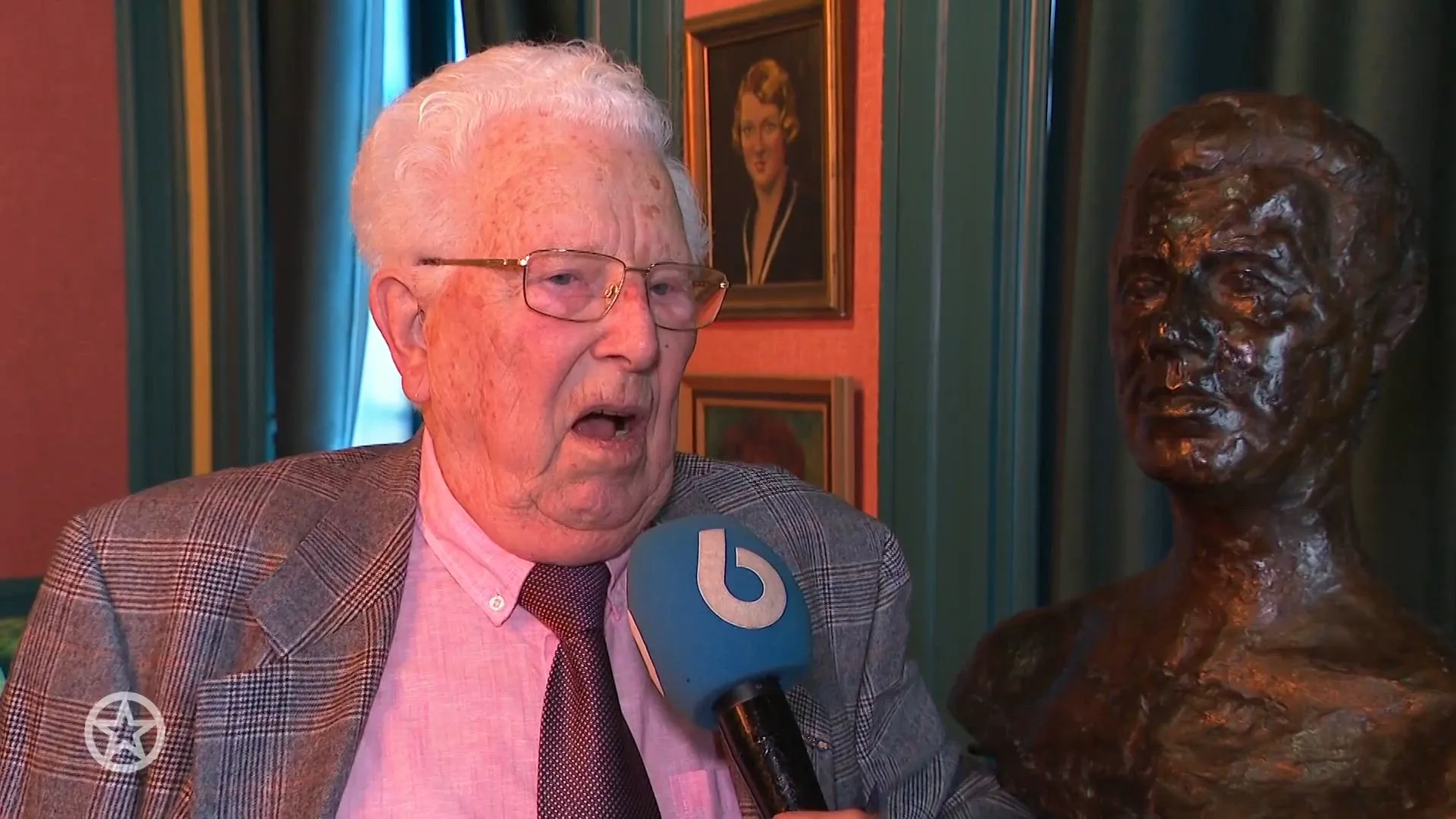 Paul van Gorcum sneert naar Bassie & Adriaan