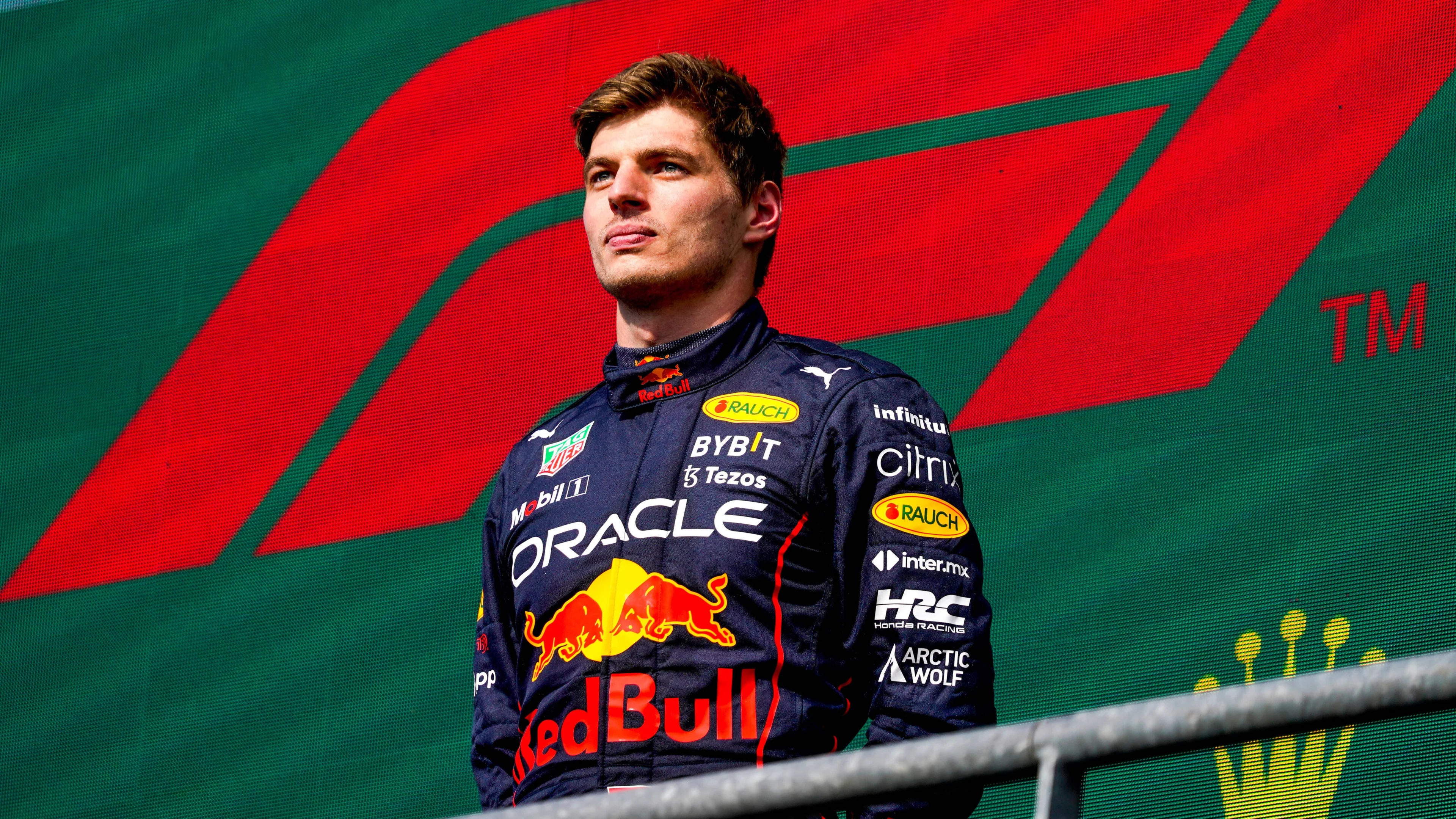 ZIEN: Max Verstappen benoemd tot Officier in de Orde van Oranje-Nassau