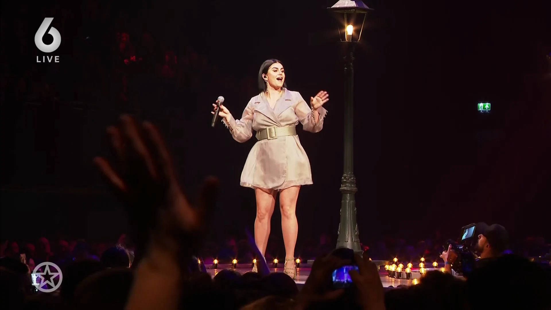 Roxeanne Hazes weer van de partij in Holland Zingt Hazes 2026