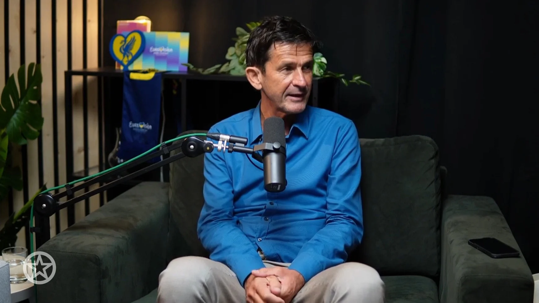 AVROTROS reageert op boze reacties na Songfestival-commentaar van Cornald Maas