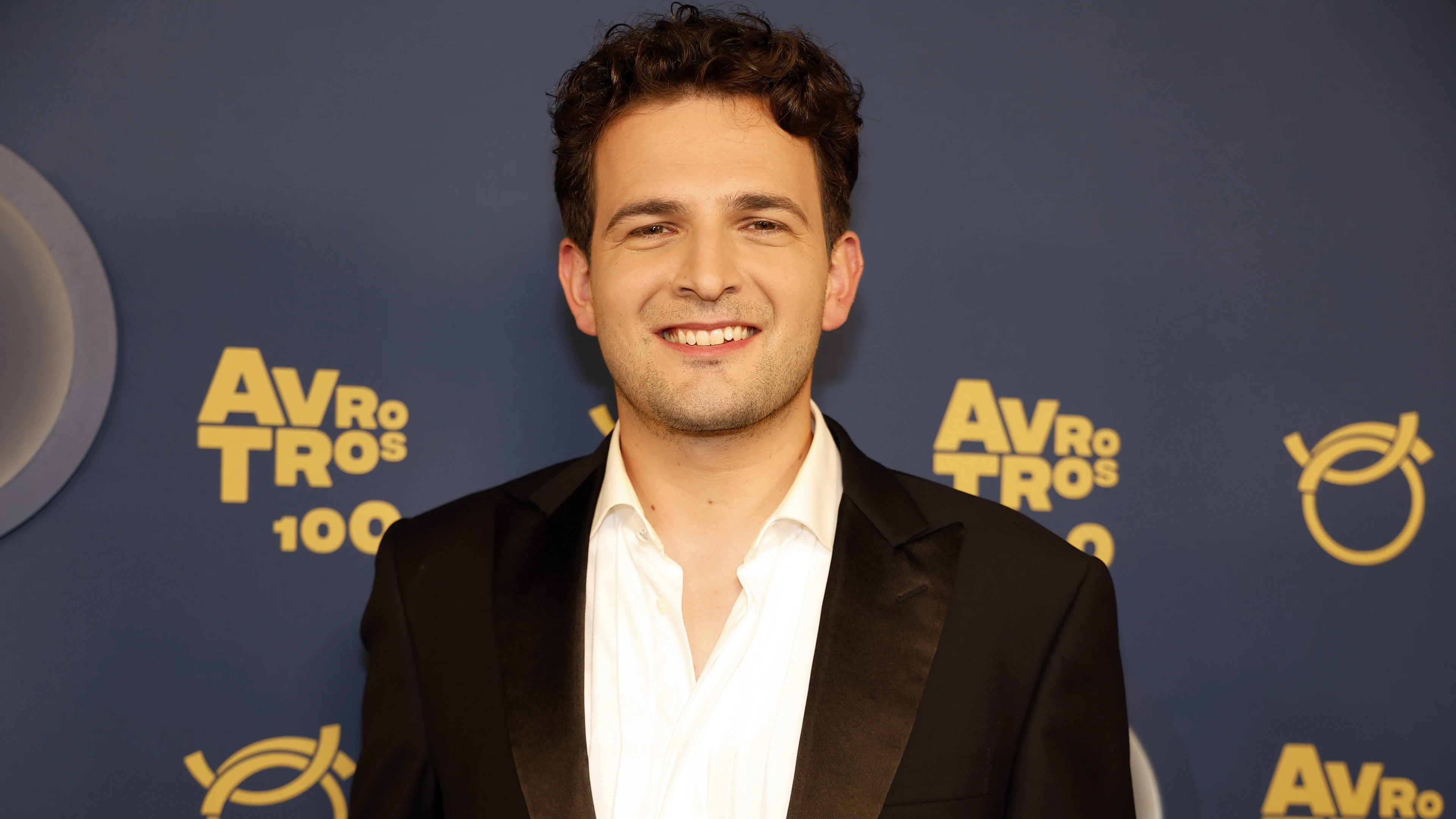 Rob Goossens met de billen bloot: 'Flirterige berichtjes gestuurd'