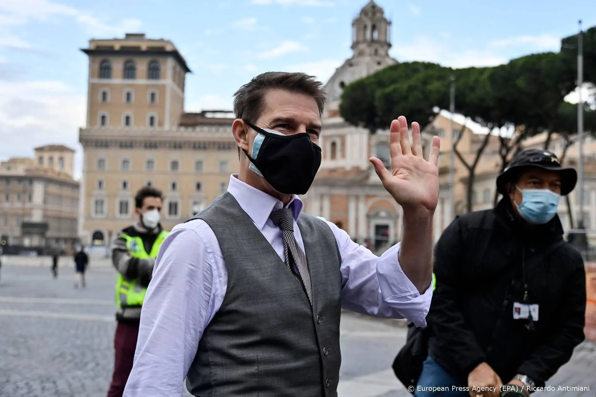 Tom Cruise gaat vervroegd met vakantie na woede-uitbarsting