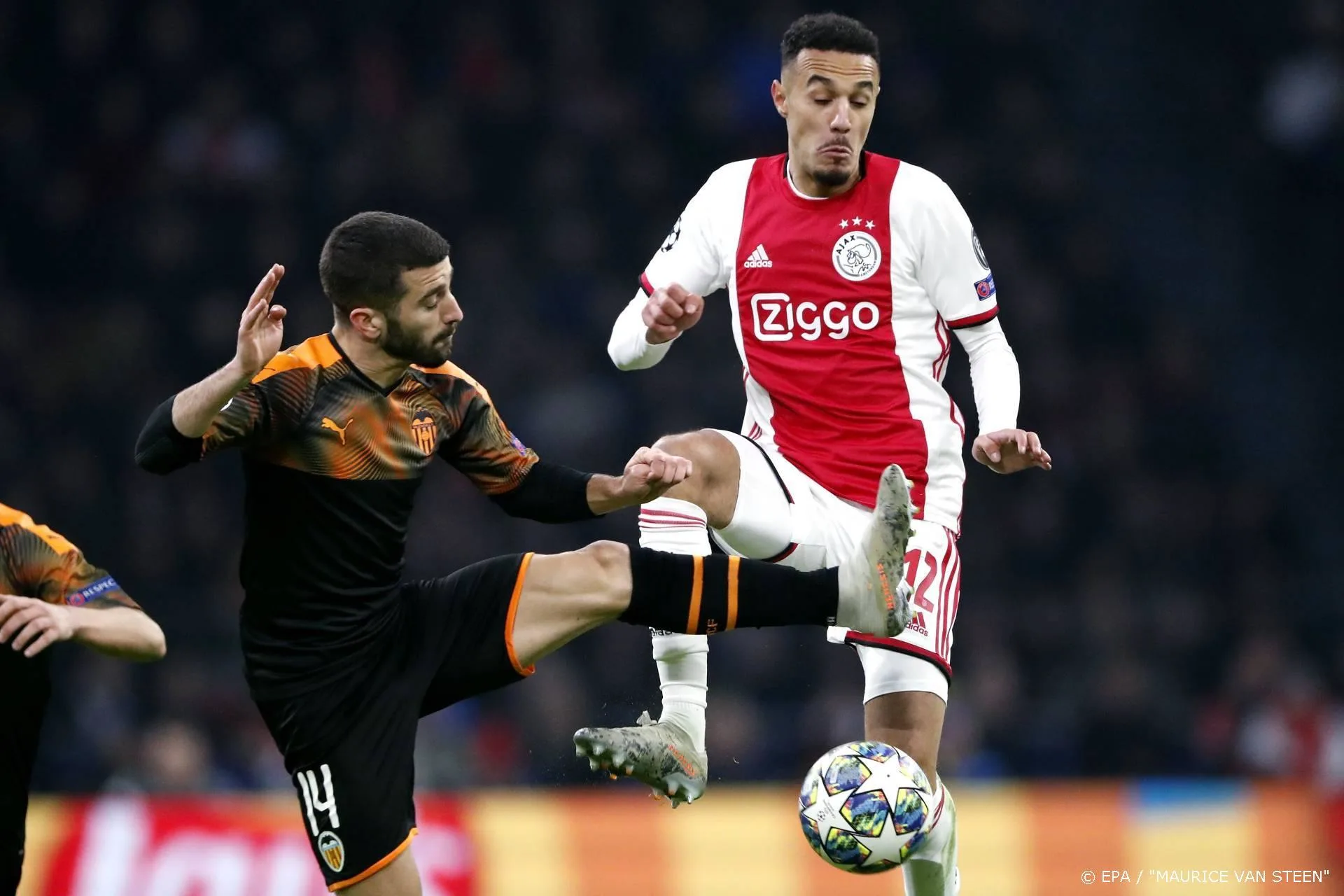 Ook profvoetballers doen mee aan Live-Eet