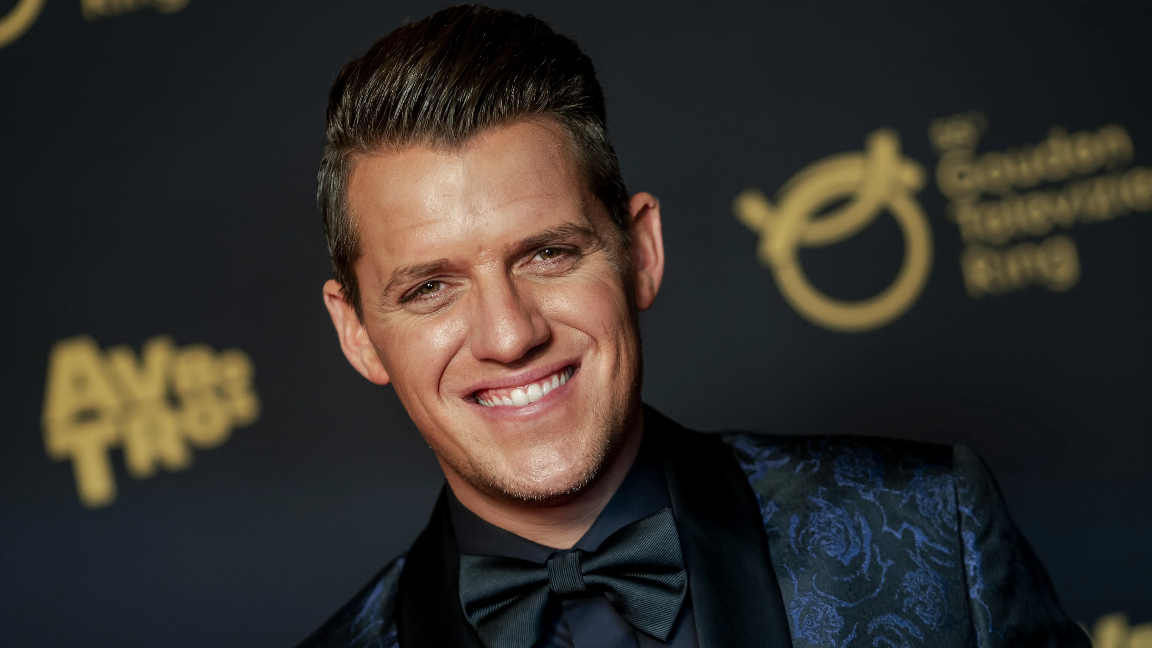 Kees Tol maakt zich zorgen na 'eng' nepfilmpje