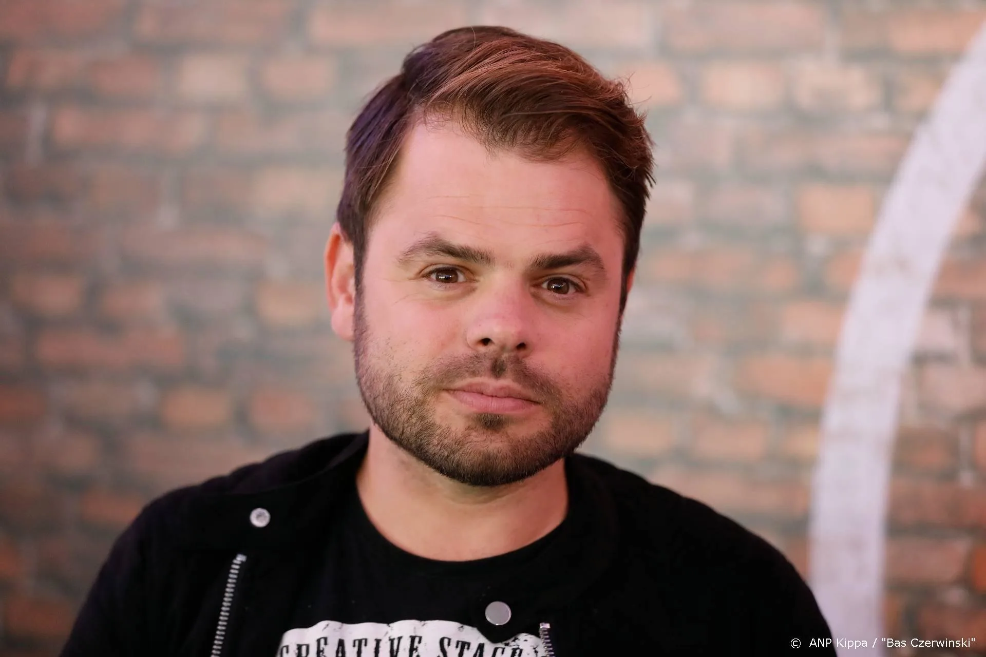 Roel van Velzen geniet van creatieve oplossing 5 mei-concert