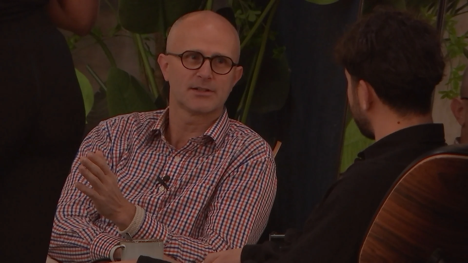 Erik geeft 'jarenlange verslaving' toe in De Bondgenoten