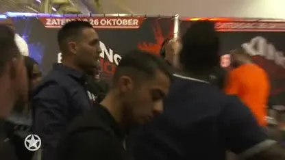 Danicio en Harrie vechten erop los tijdens staredown!