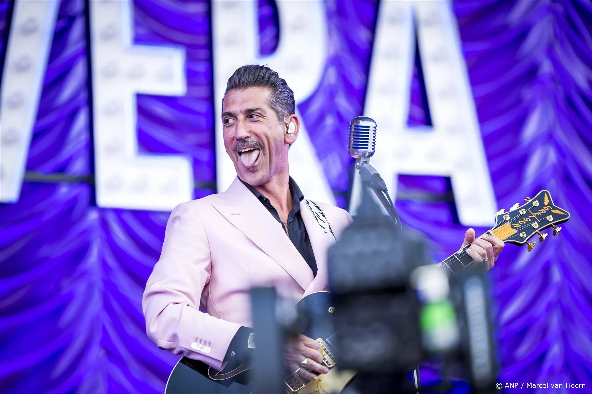 Danny Vera doet opmerkelijke onthulling: 'Sinds geboorte dochter...'