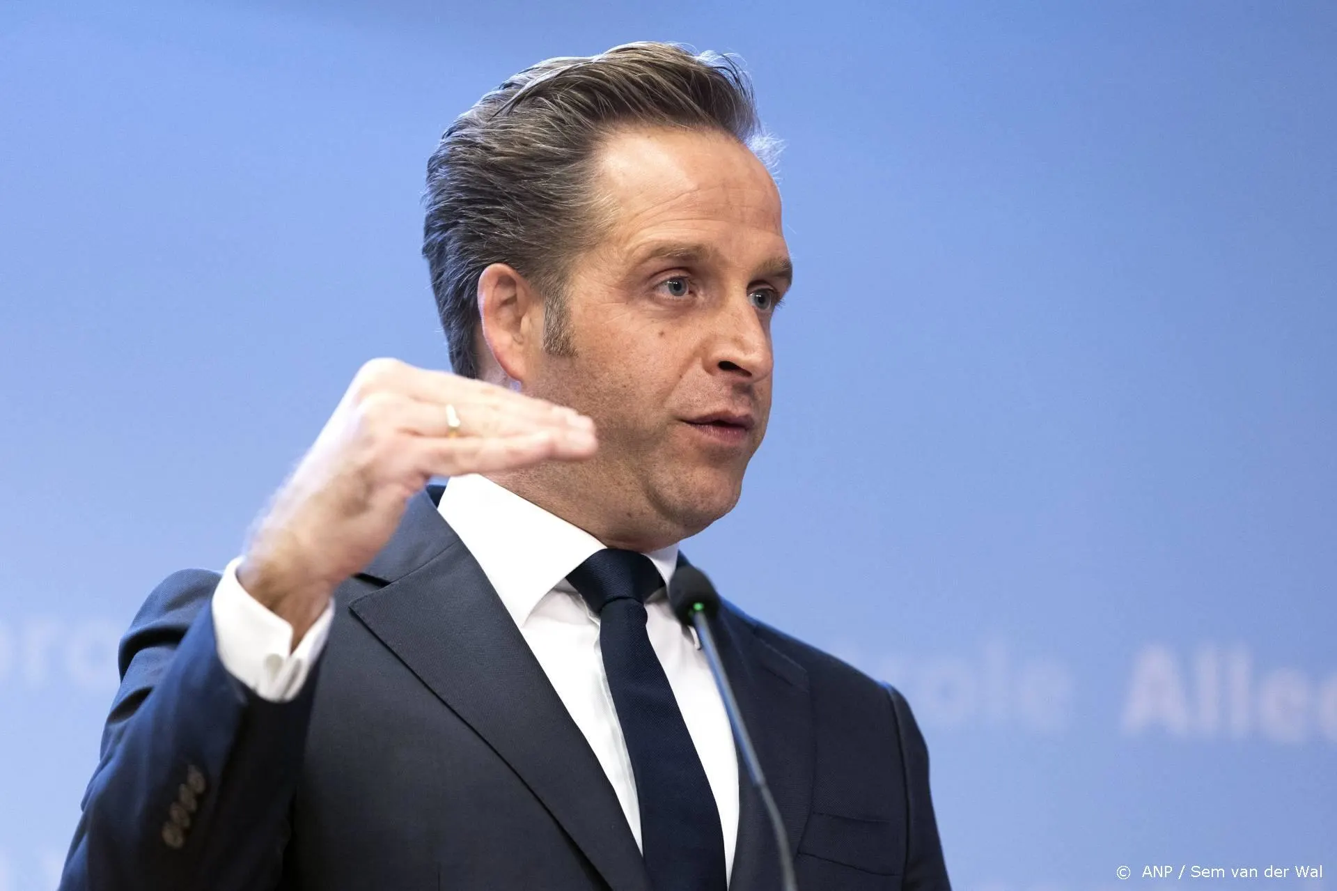 De Jonge: fieldlabs zijn onvermijdelijk