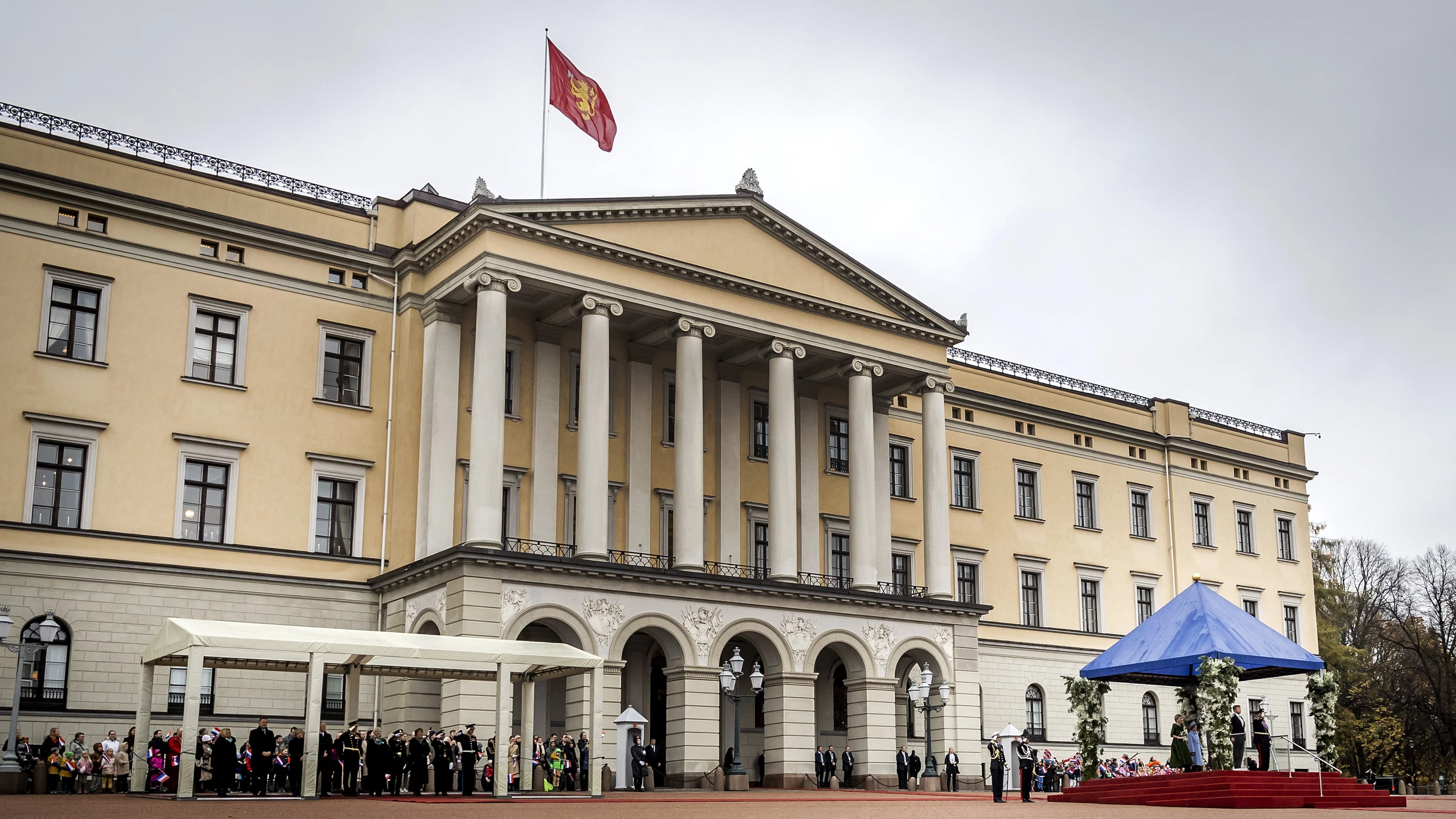 Politie verdenkt zoon van deze buitenlandse royal van 23 misdrijven