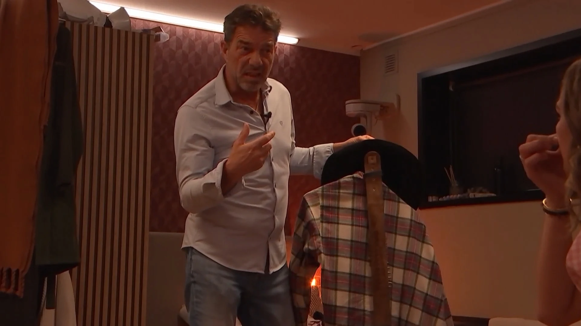 Fittie bij de Vossen om een fles drank!