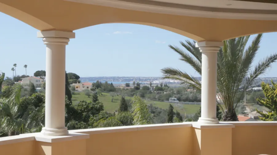 Deze oud B&B Vol Liefde-deelnemer zet villa te koop voor €7,9 miljoen